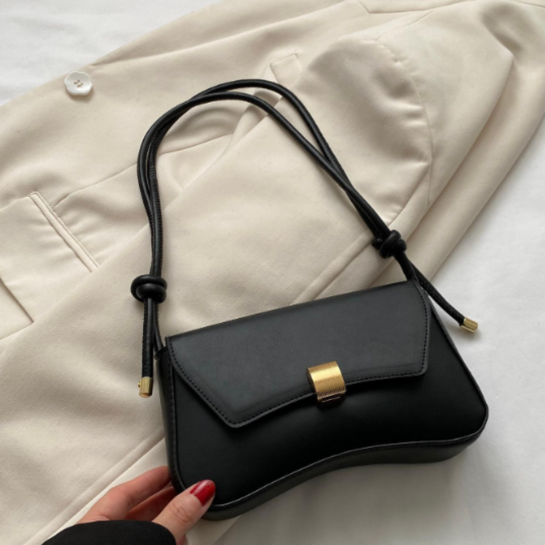 Vintage Flap Bag – Timeless Elegance