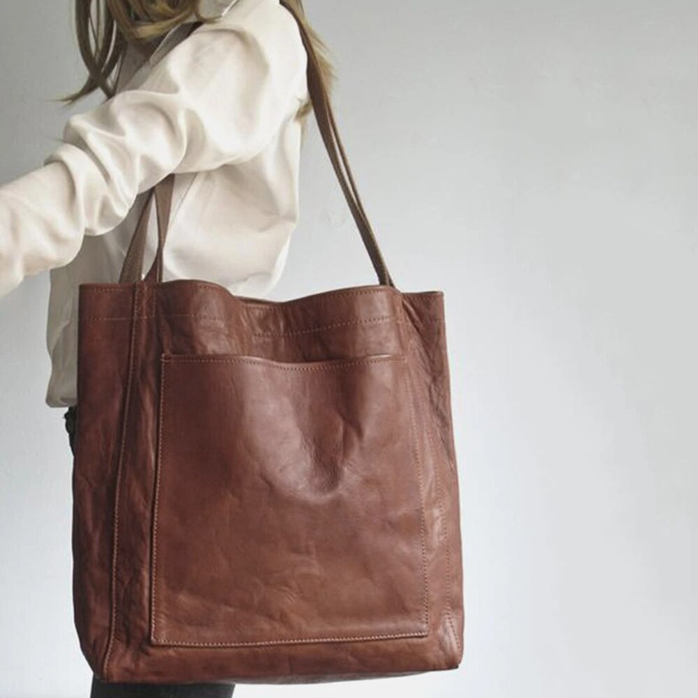 Elegant and Practical Leather Handbag