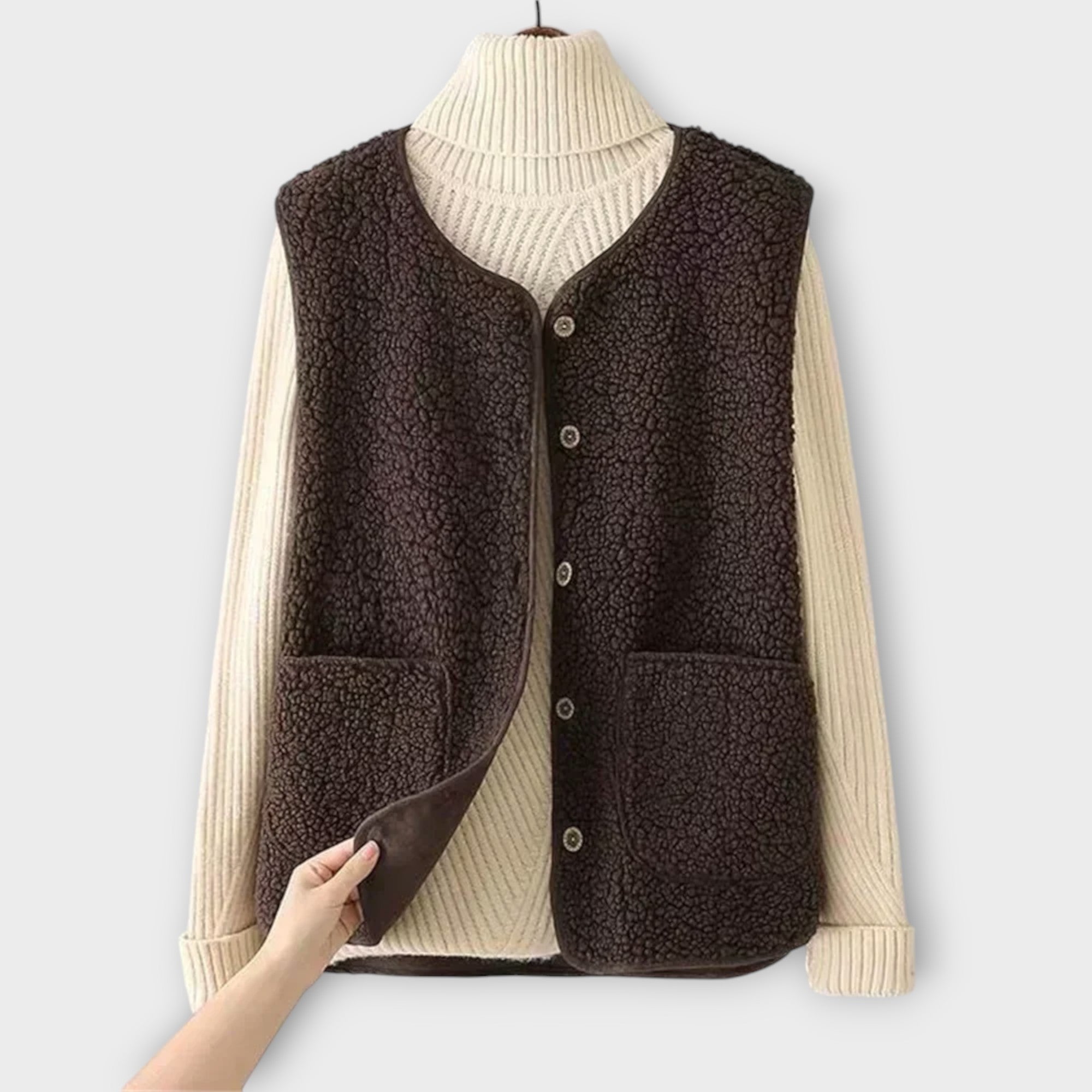 Faye - Classic Cardigan