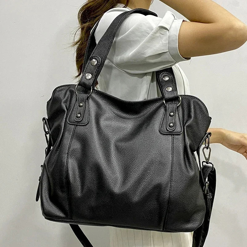 Elegant Hobo Shoulder Bag