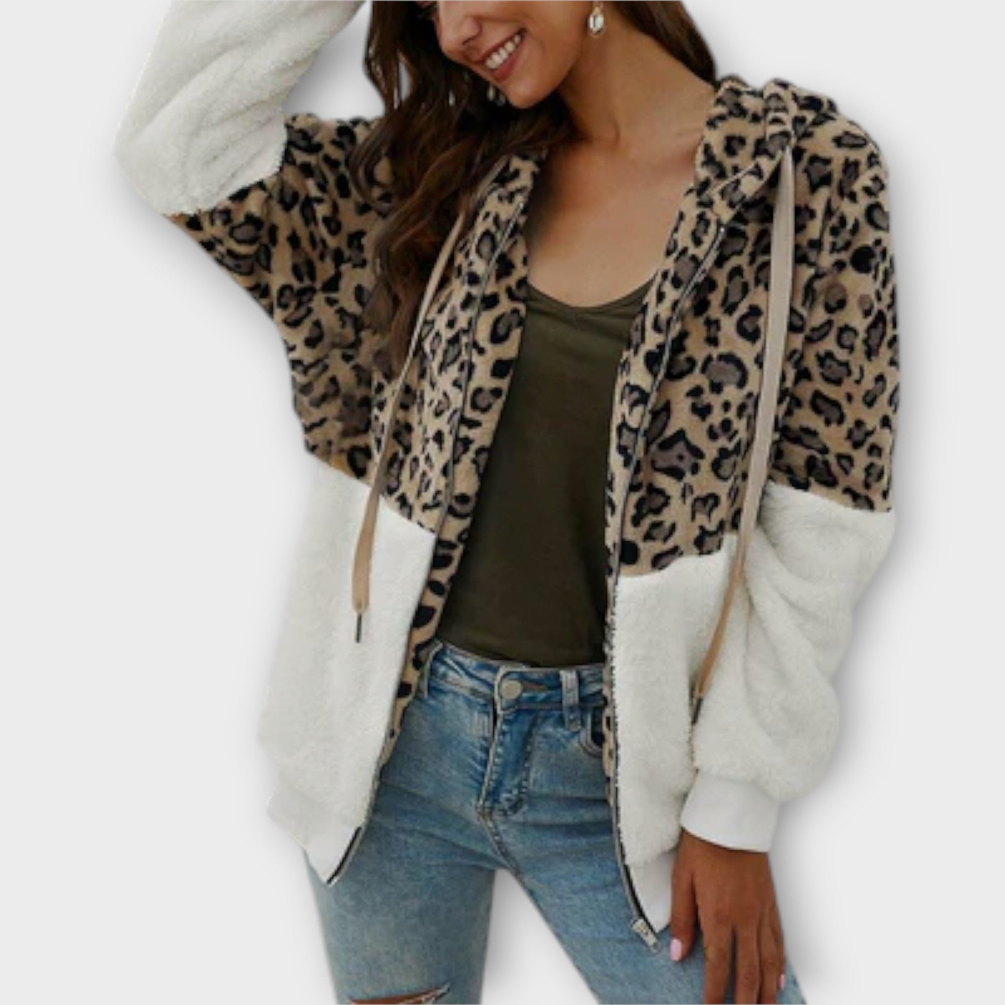 Lea - Fleece Hoodie with Leopard Print